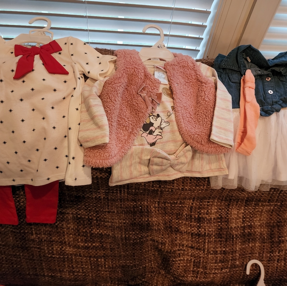3 outfits Girl -Infants 12mths